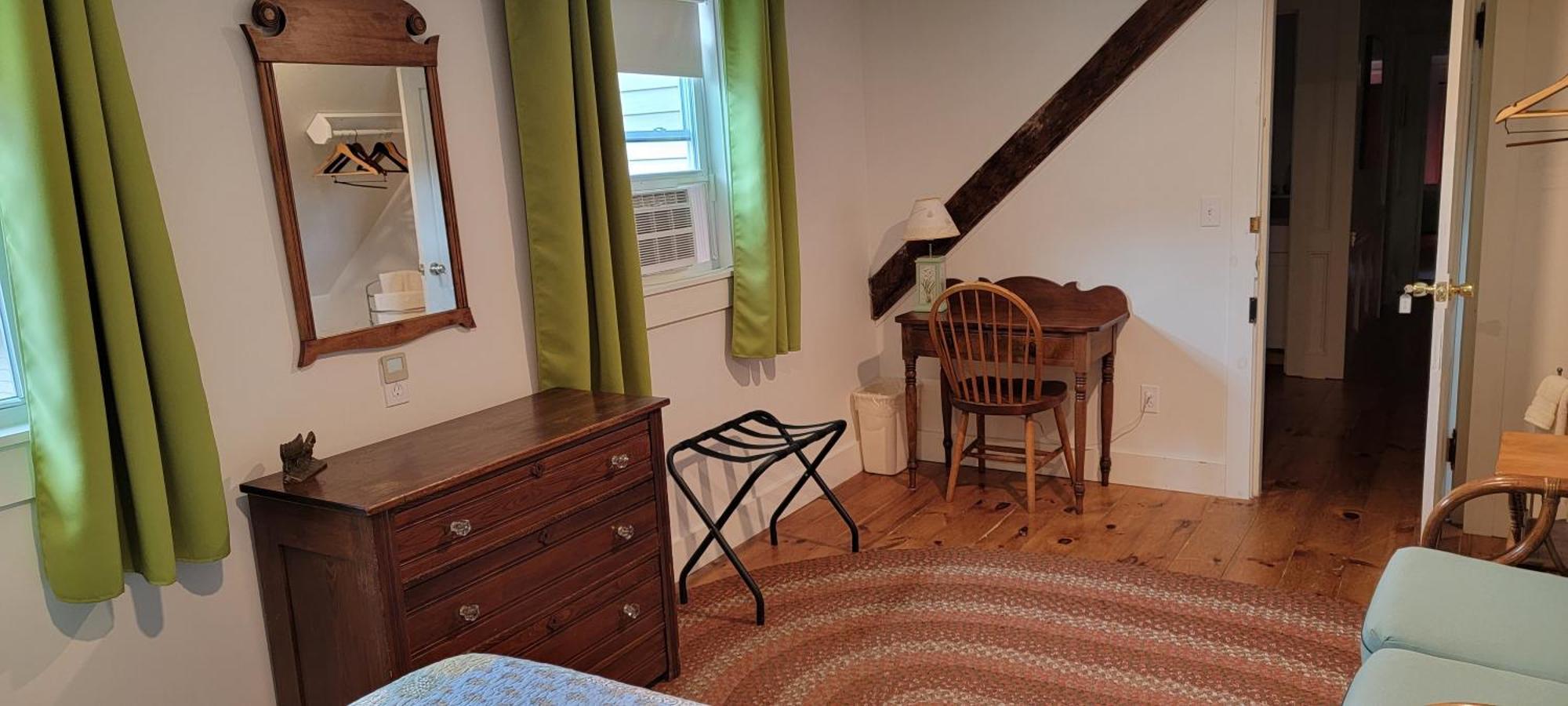 Hawks House Inn Walpole Room photo