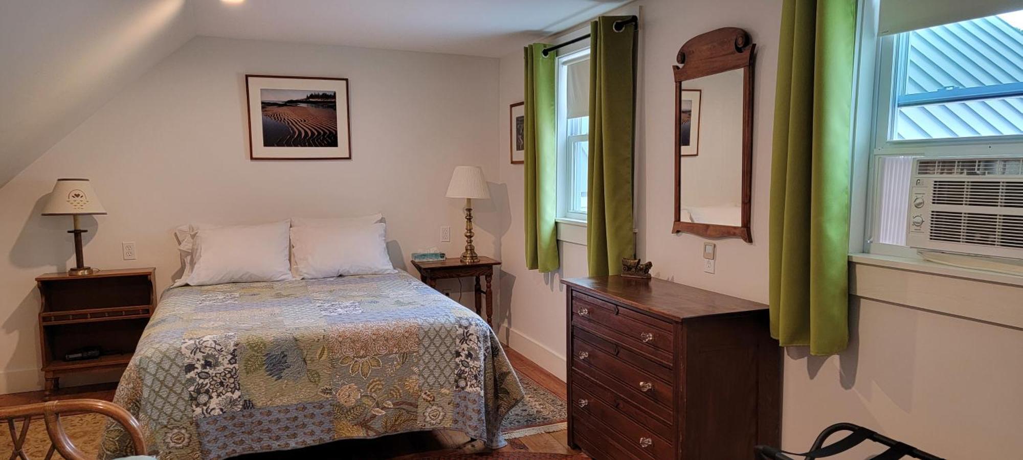 Hawks House Inn Walpole Room photo