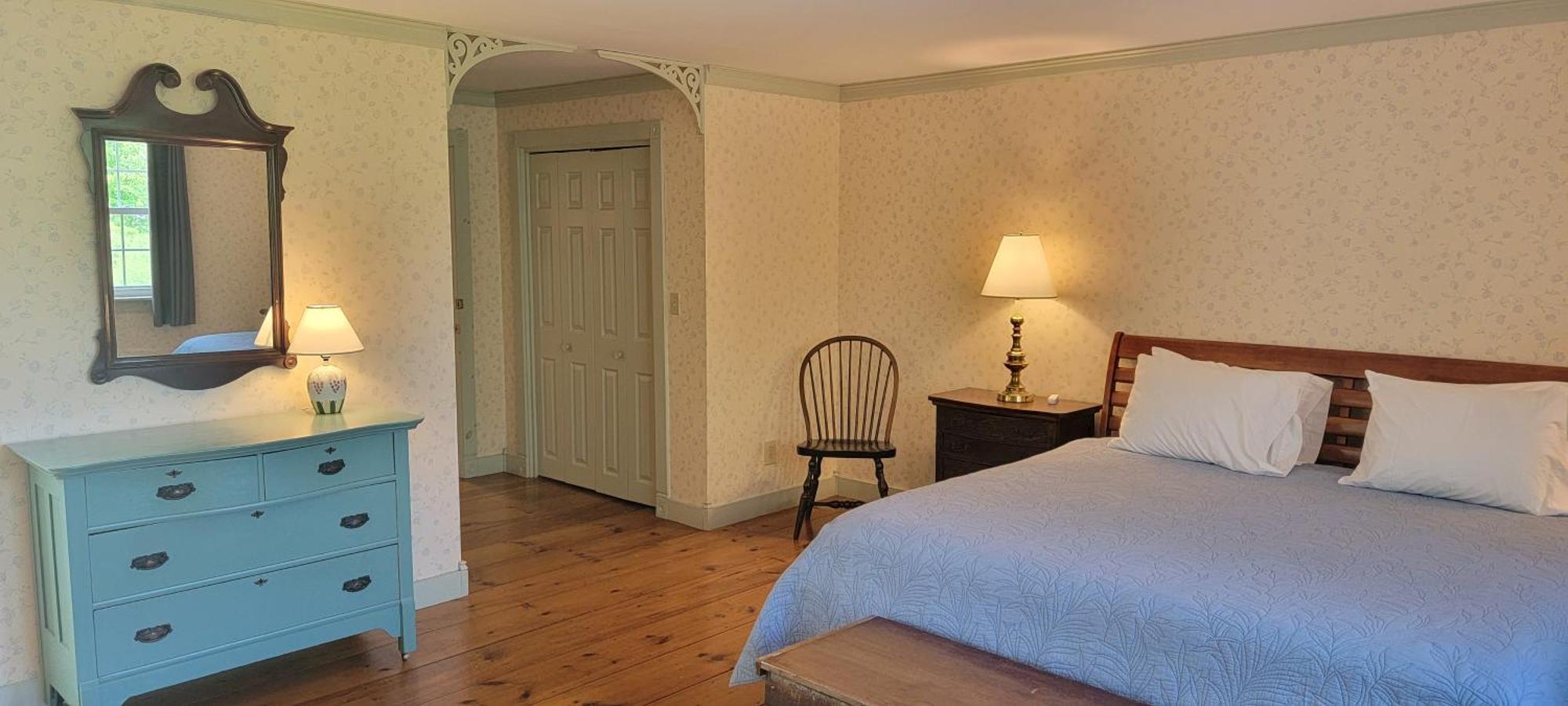 Hawks House Inn Walpole Room photo