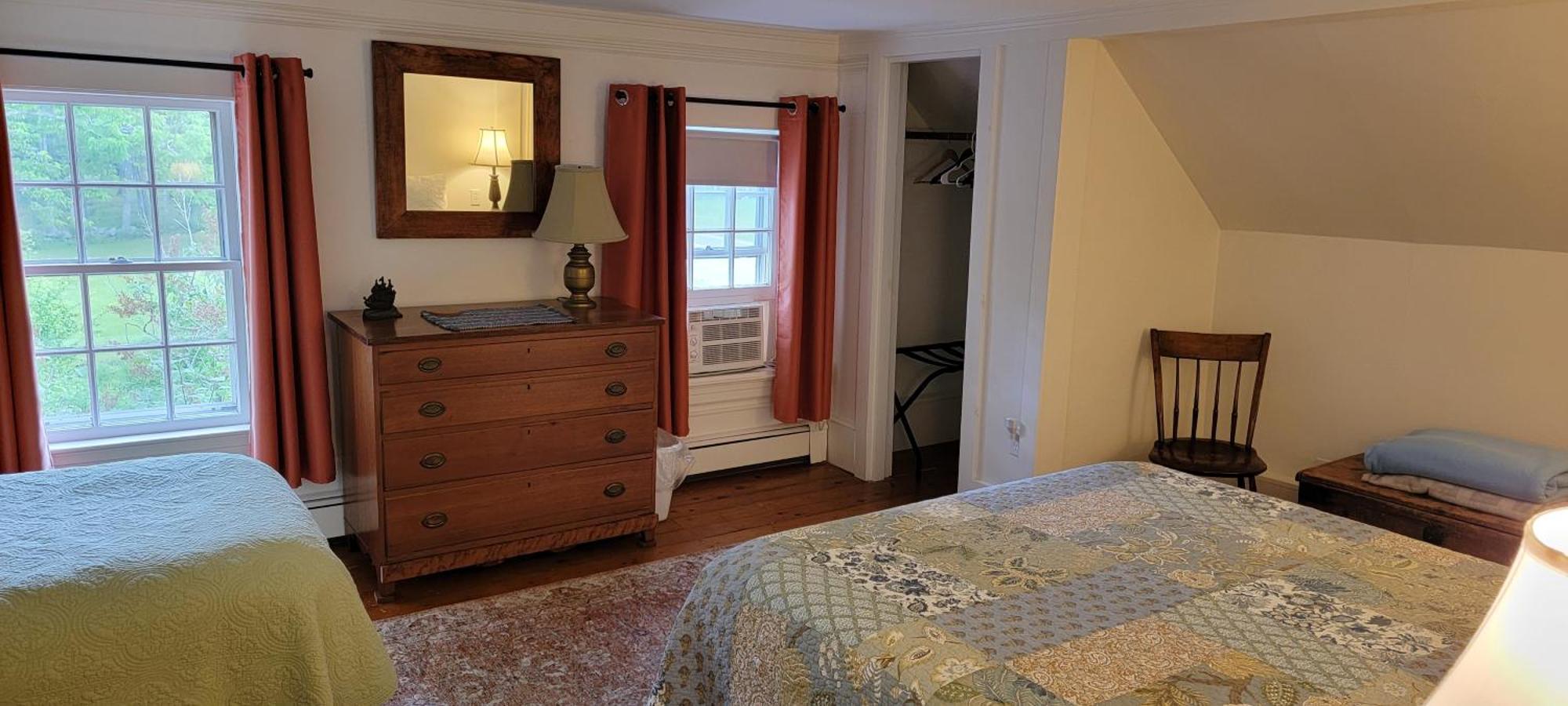 Hawks House Inn Walpole Room photo