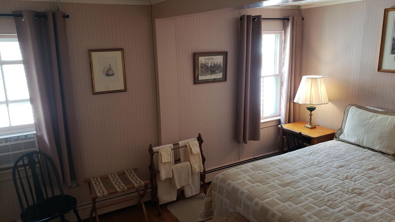 Hawks House Inn Walpole Exterior photo