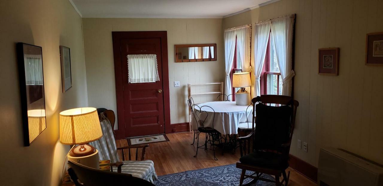 Hawks House Inn Walpole Exterior photo